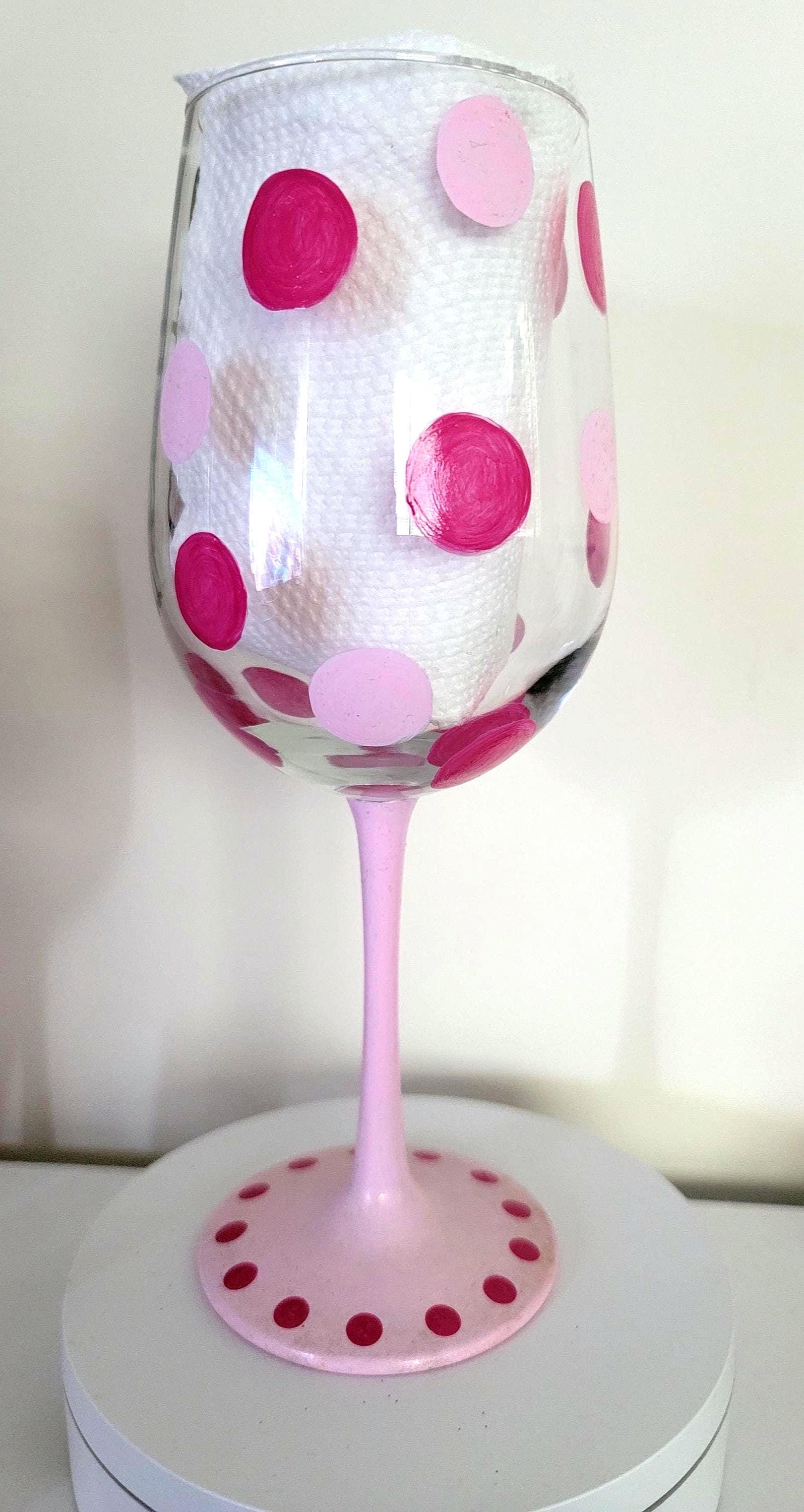 Hand Painted Hello Kitty Wine Glasses/ 18 oz/Glassware/Hello Kitty/Gift for her/Birthday/Mothers Day/Christmas Gift Glass/Bling Wine Glass