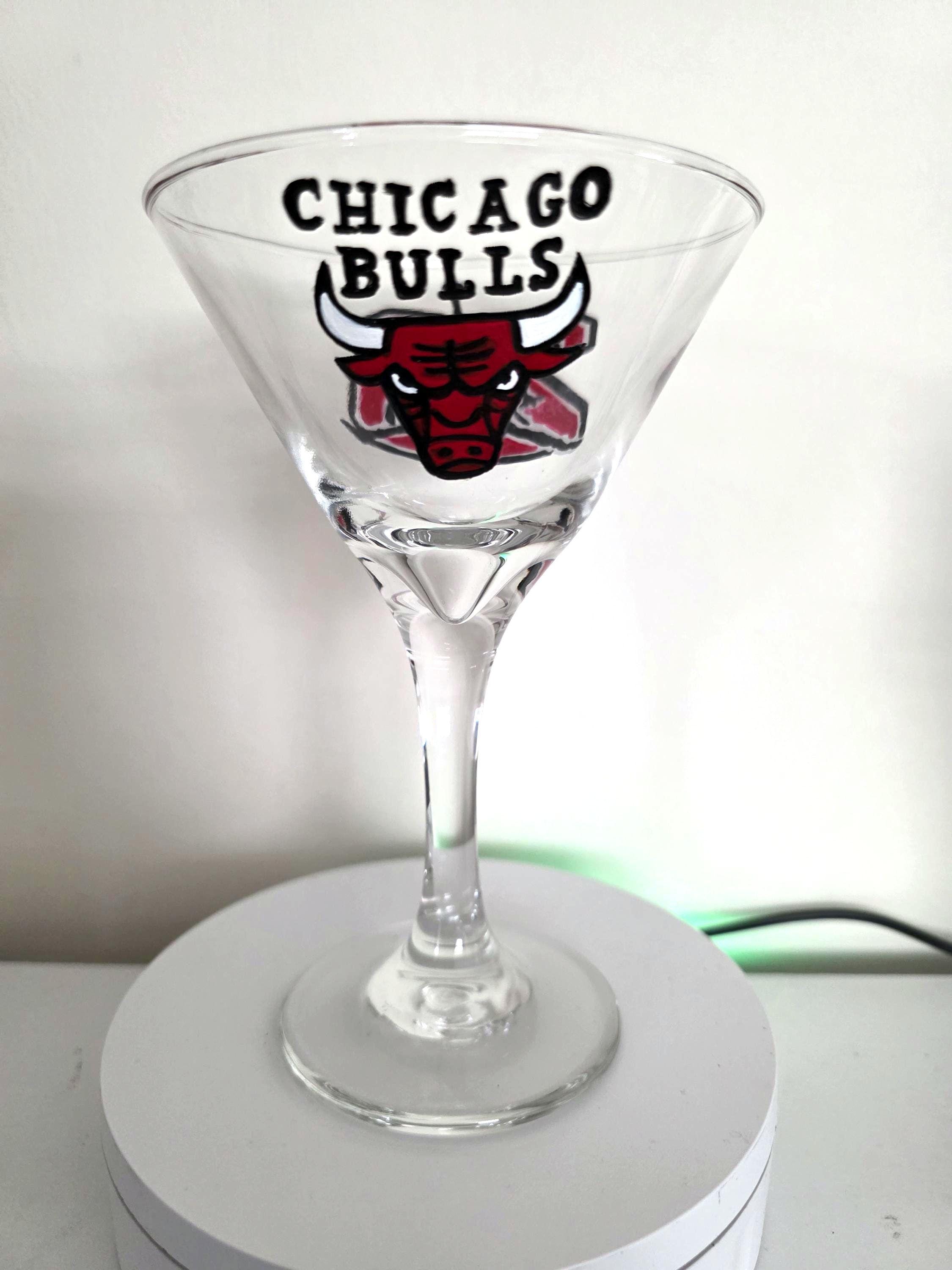 Hand Painted Chicago Bulls Martini Glass – Michael Jordan NBA Barware